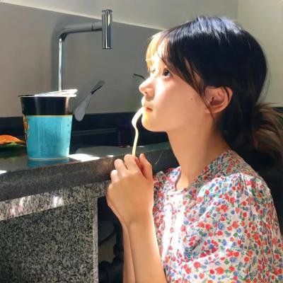 漂亮马驹